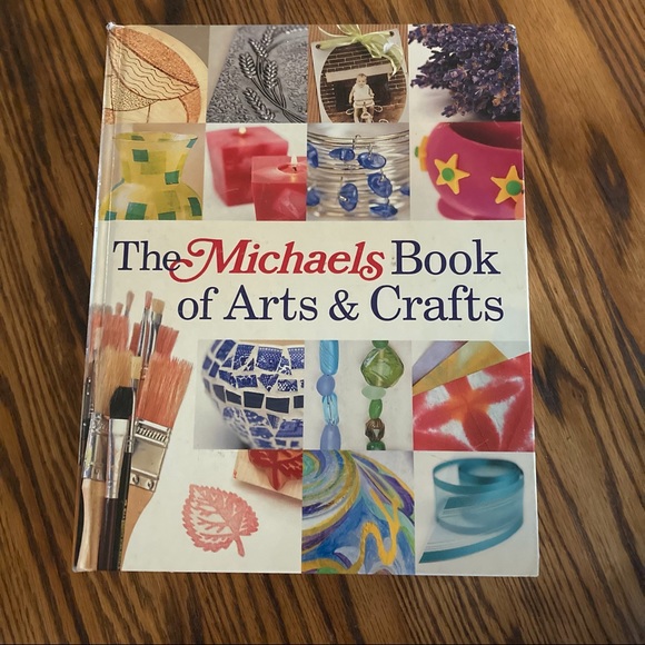 The Michaels Book of Arts and Crafts. 528 pages! - Picture 1 of 5